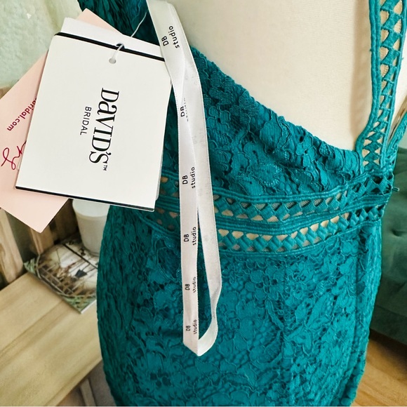 David bridal allover lace illusion plunge gown - jade missy sz 4 - Picture 6 of 16